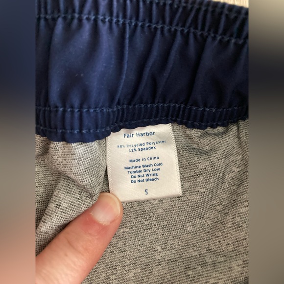 Fair Harbor Men’s The Anchor Swim Trunks Red Art Deco - Size Small - Picture 4 of 9